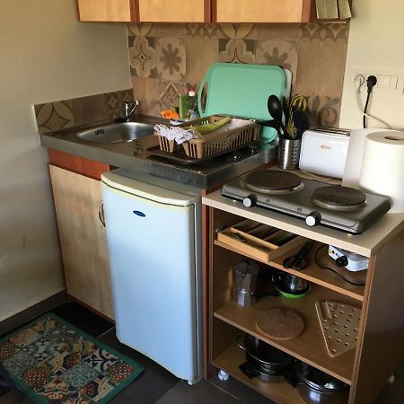 نافبليو Garden Studio Apartment المظهر الخارجي الصورة